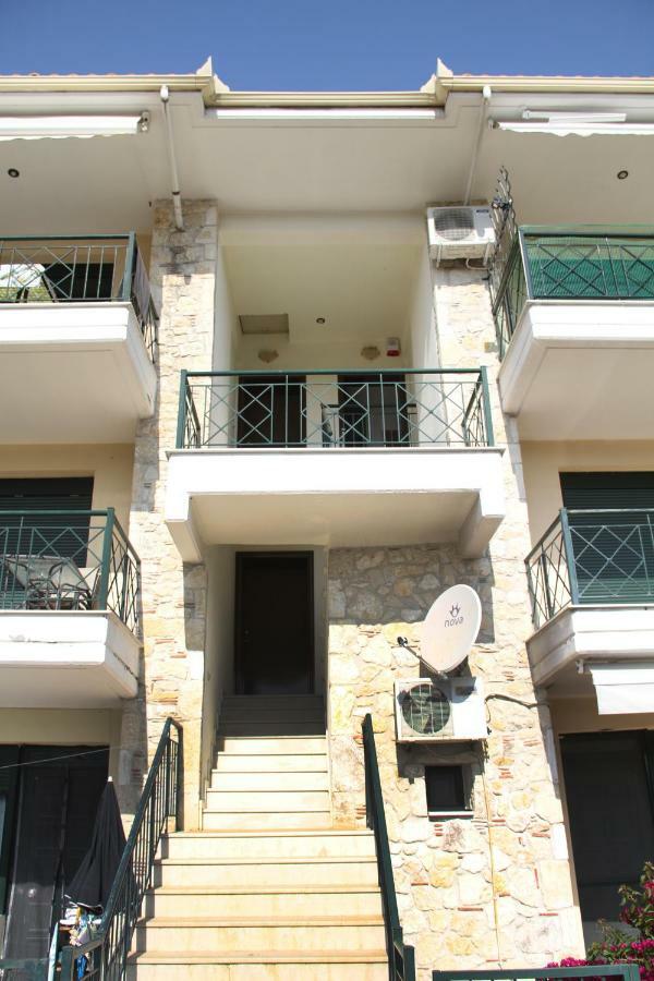 Apartment For Family Kriopigi Exterior photo